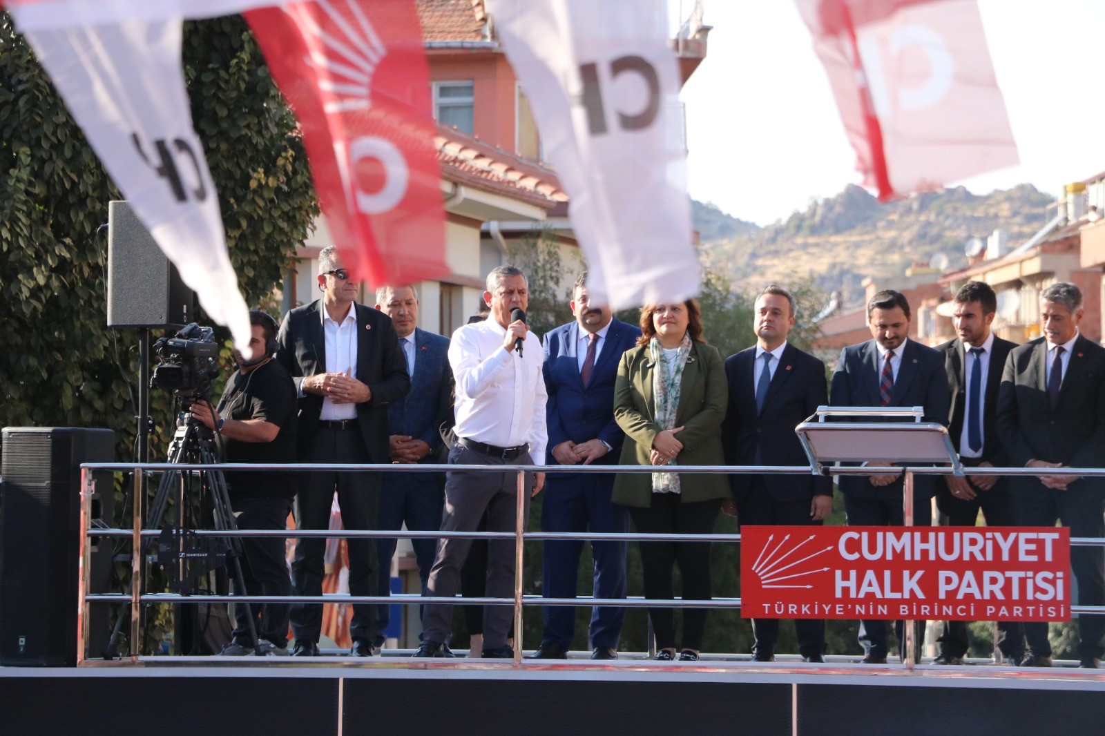 CHP Genel Başkanı Özgür Özel, Ankara Büyükşehir Belediyesine yapılan yolsuzluk