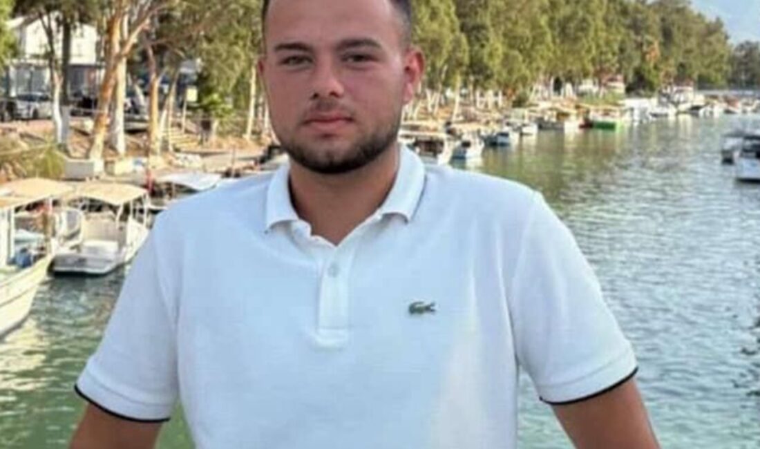 
Hatay’ın Samandağ ilçesi Tomruksuyu Mahallesi’nde, 18 yaşındaki Mehmet Abdullah Gümüş’ün
