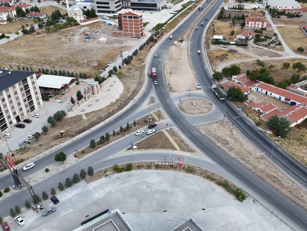 Emirdağ Belediyesi, şehir estetiğine değer katacak bir projeyi daha hayata