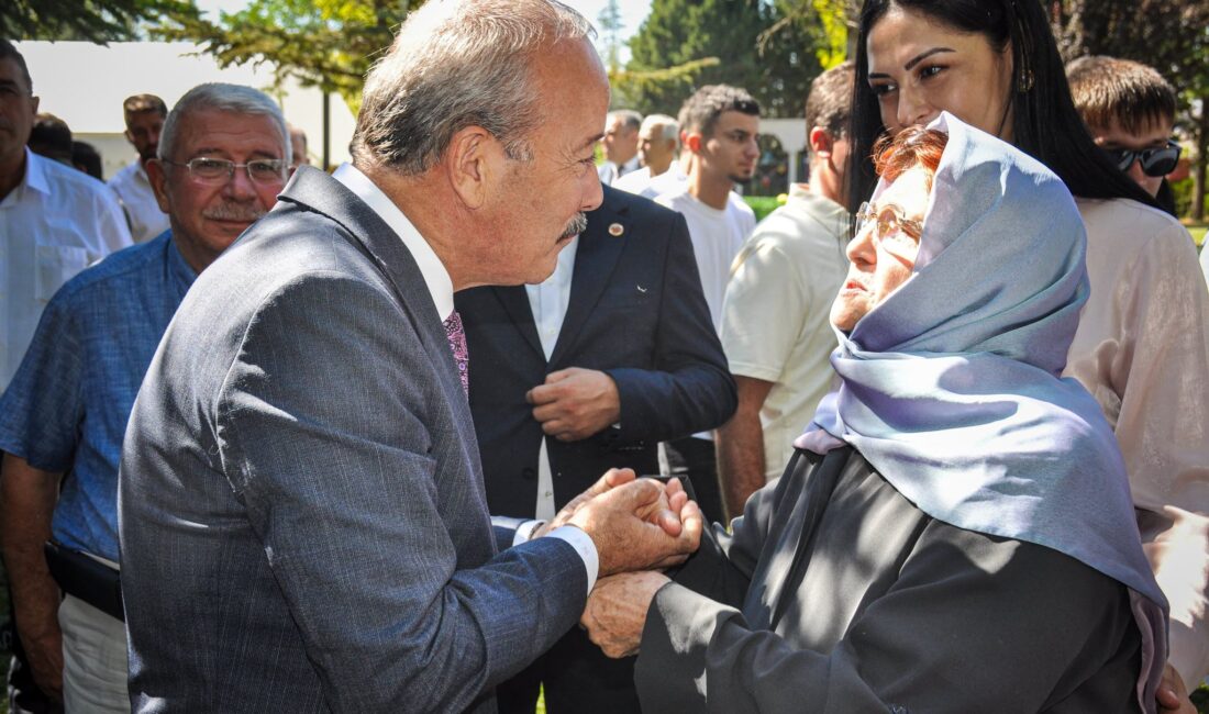 MHP Afyonkarahisar Milletvekili Mehmet Taytak, Afyonkarahisar Valisi Doç. Dr. Kübra