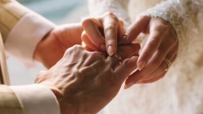 Şanlıurfa’da bir babanın, kızını istemeye gelen damat adayından talep ettiği