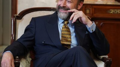 Star TV’nin yeni sezondaki iddialı dizisi "Kral Kaybederse", ilk tanıtımıyla