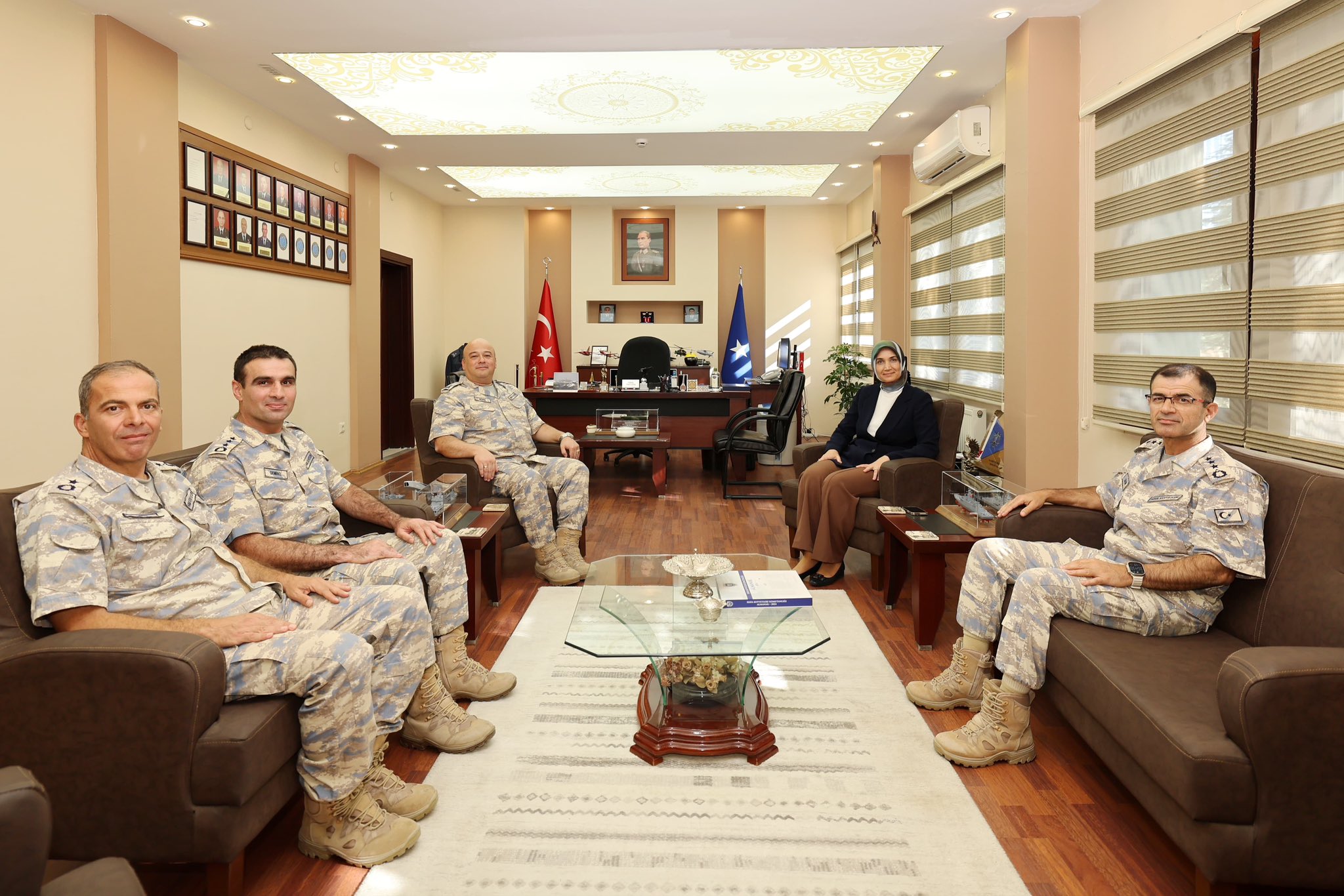 Afyonkarahisar Valisi Doç. Dr. Kübra Güran Yiğitbaşı, 17’nci Hava ve