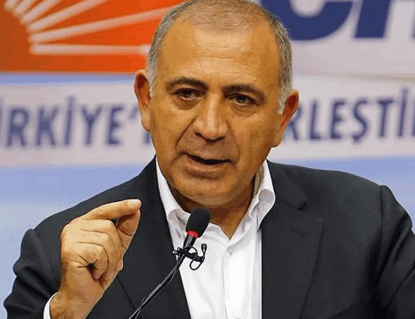 CHP'de İstanbul İl Örgütü'ne ilişkin yaşanan gelişmelerin ardından, kayyum olarak