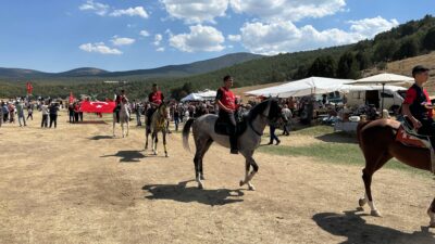 Afyonkarahisar’ın Hocalar ilçesine bağlı Güre köyünde bu yıl 2’ncisi düzenlenen