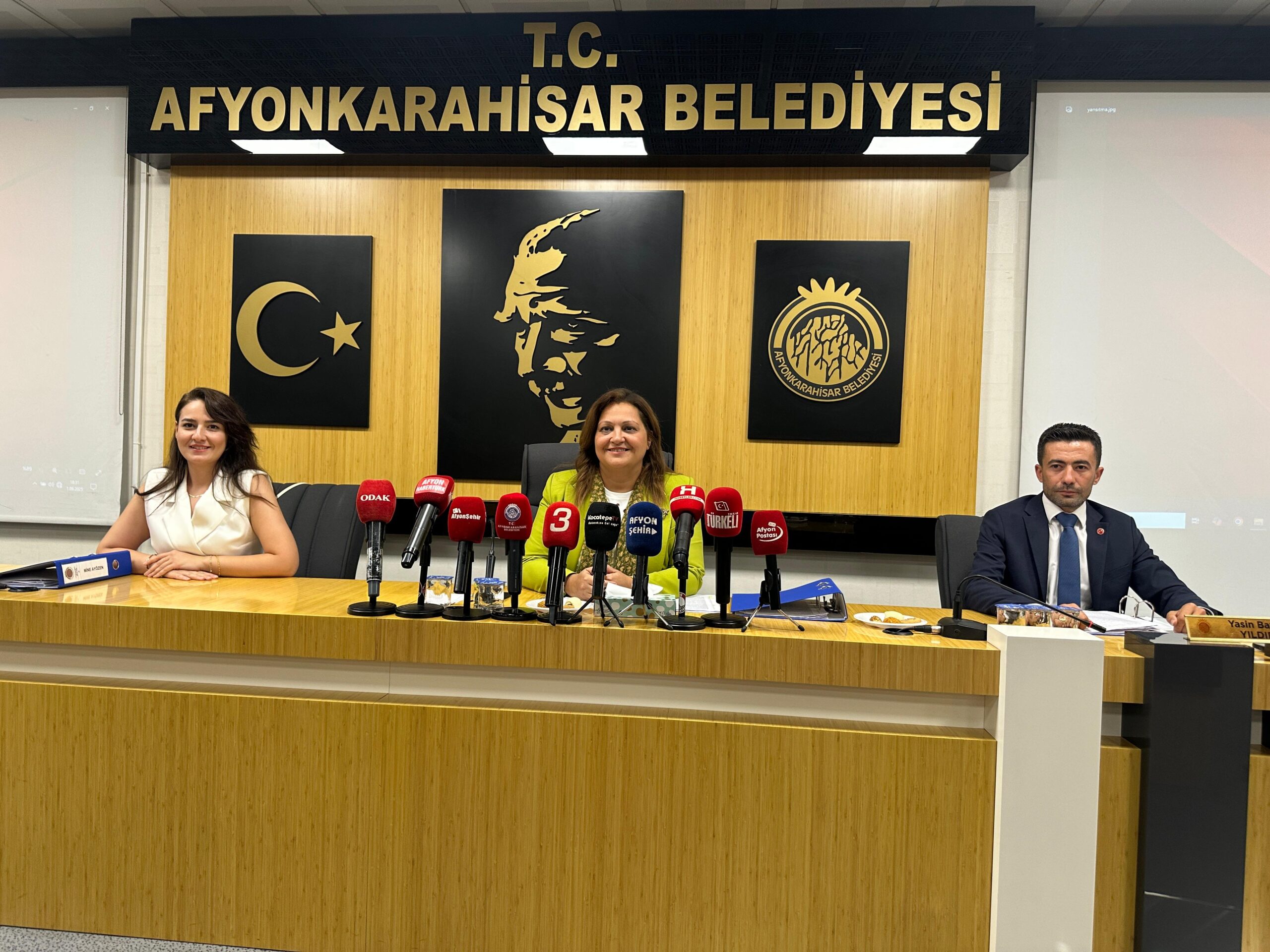 Afyonkarahisar Belediyesi’nin Eylül ayı olağan meclis toplantısı, Belediye Başkanı Burcu
