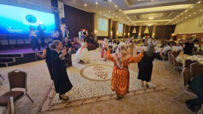 Afyonkarahisar’ın Sandıklı ilçesinde düzenlenen Çamur Festivali, gala gecesi ile tamamlandı.