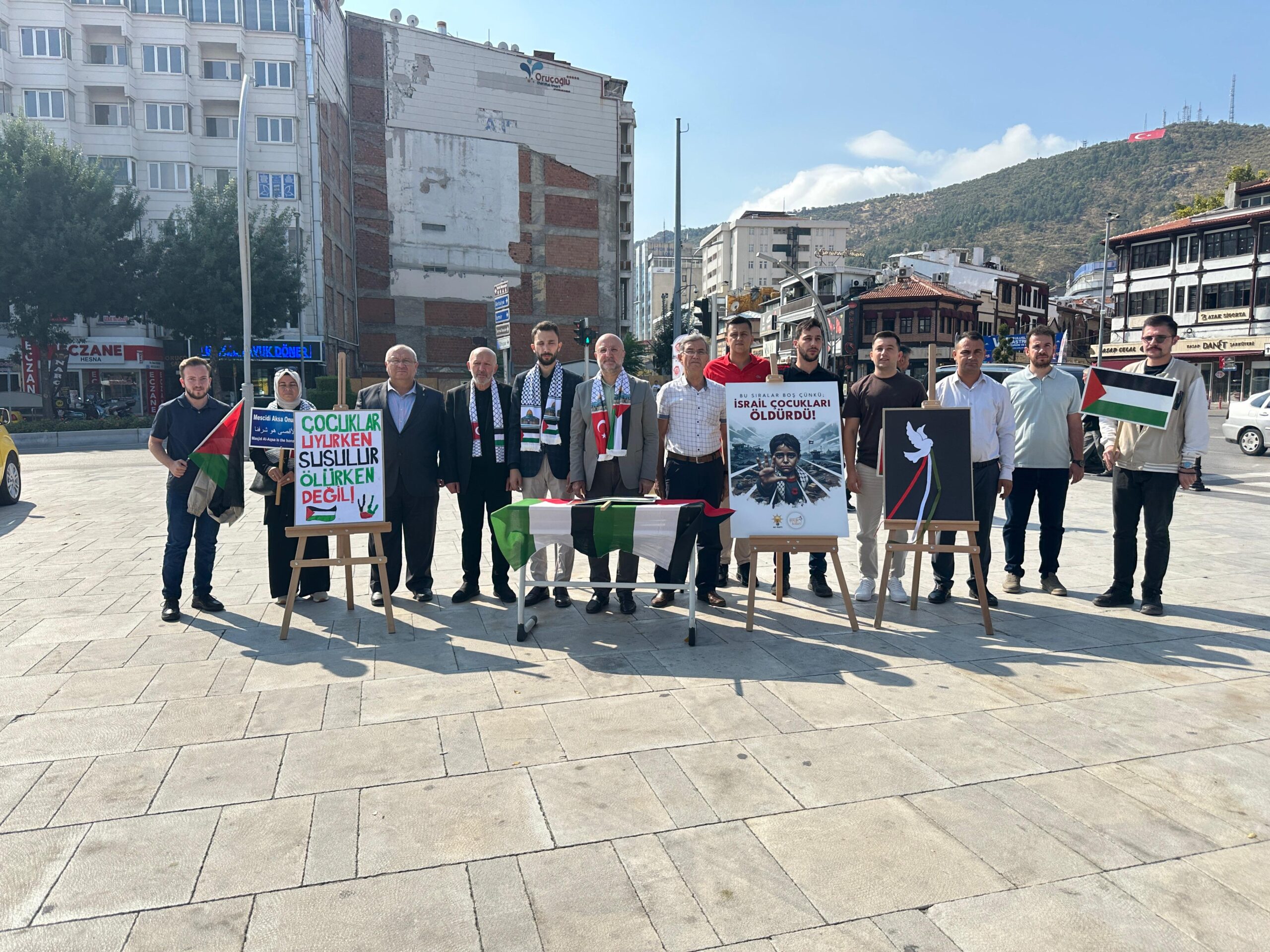 AK Parti Afyonkarahisar İl Gençlik Kolları Başkanlığı, Gazze’de süren savaş