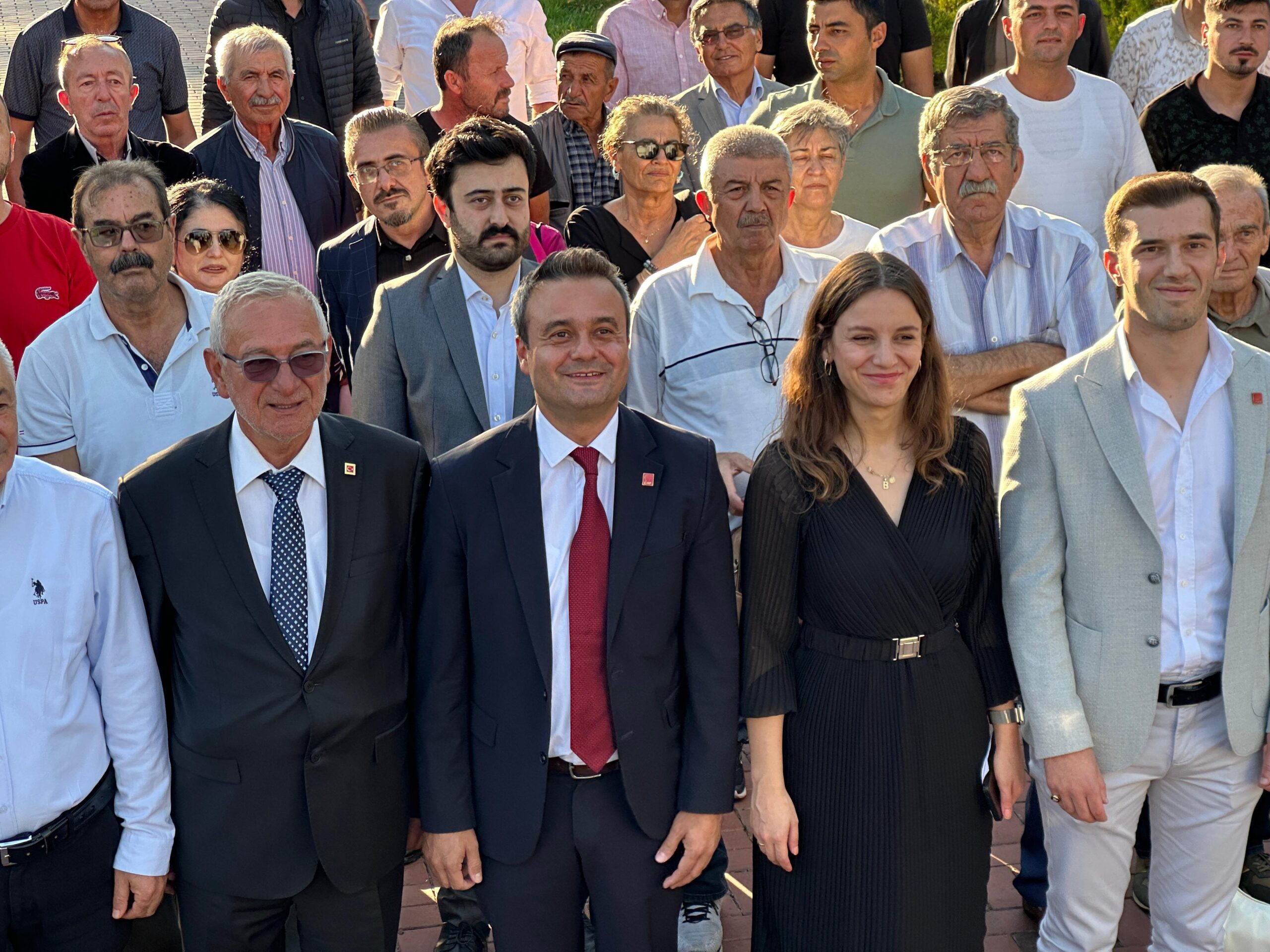 Cumhuriyet Halk Partisi’nin (CHP) kuruluşunun 102. yılı, Afyonkarahisar’da düzenlenen törenle