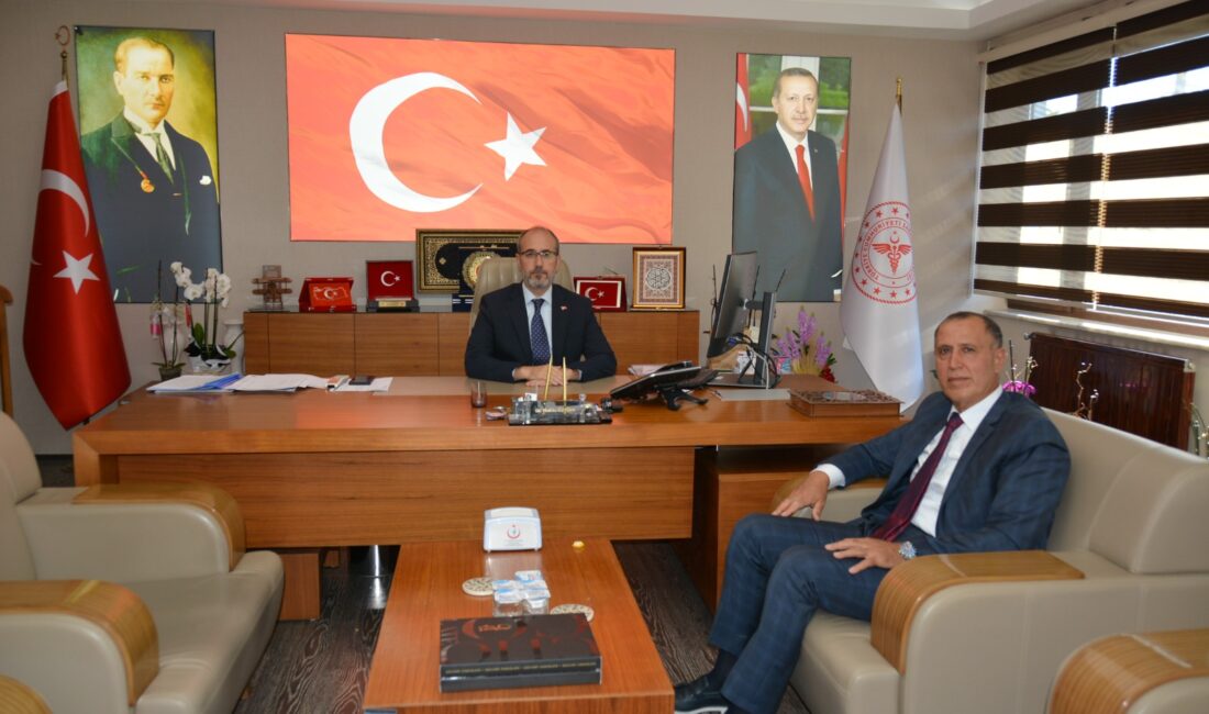 Afyonkarahisar Devlet Hastanesi Başhekimliği görevine atanan Uzm. Dr. Osman Acar,