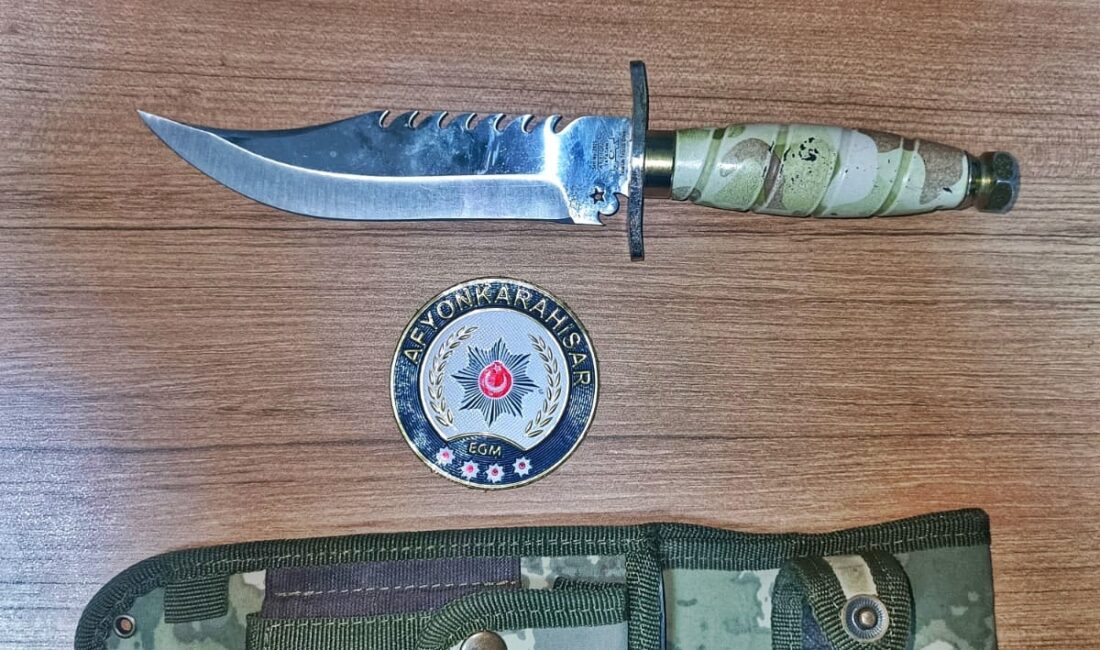 Afyonkarahisar’da 1 Haftada Aranan 13 Şahıs Yakalandı, Çok Sayıda Silah