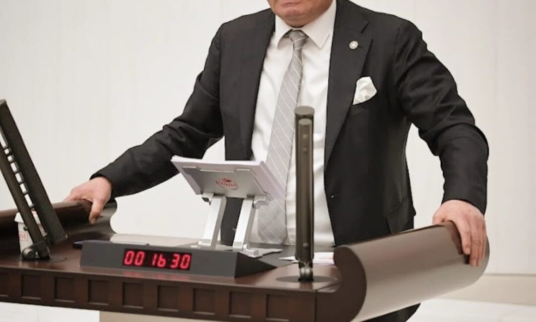 İYİ Parti Genel Başkan Yardımcısı ve Afyonkarahisar Milletvekili Hakan Şeref