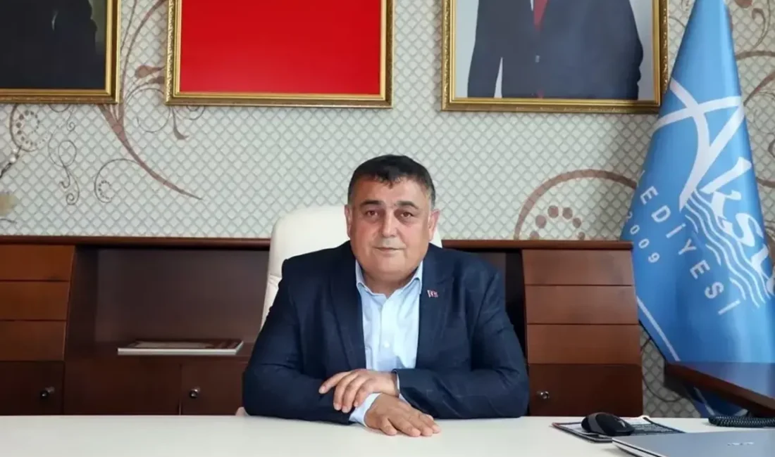 Antalya’nın Aksu ilçesinde Belediye Başkanı İsa Yıldırım, CHP’den istifa ettiğini