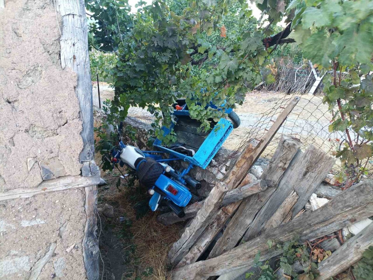 Bilecik’in Gölpazarı ilçesi Bedi Köyü’nde meydana gelen motosiklet kazasında 71