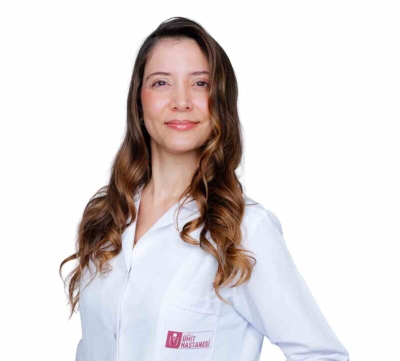 Dr. Nazan Tekin Çakar, çocuklarda artan COVID-19 vakalarına karşı uyararak,