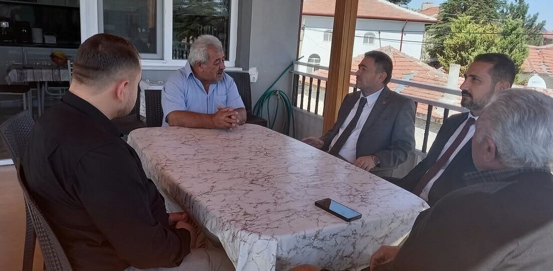 Emirdağ’a yeni atanan Müftü Cihan Eker ve Şube Müdürü Şuayıp