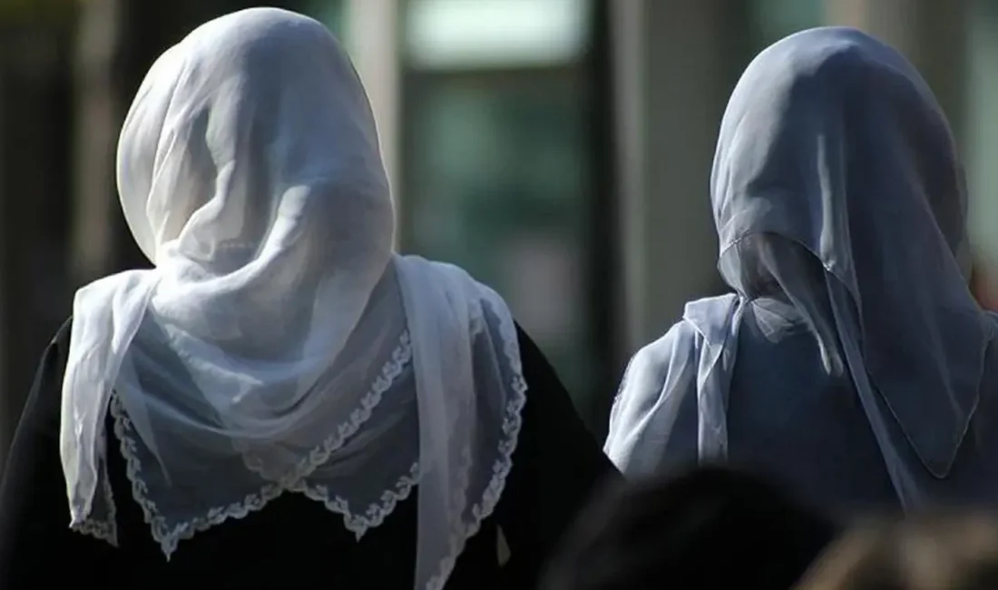 KKTC’de liselerde başörtüsünü serbest bırakan disiplin tüzüğü, Anayasa Mahkemesi tarafından