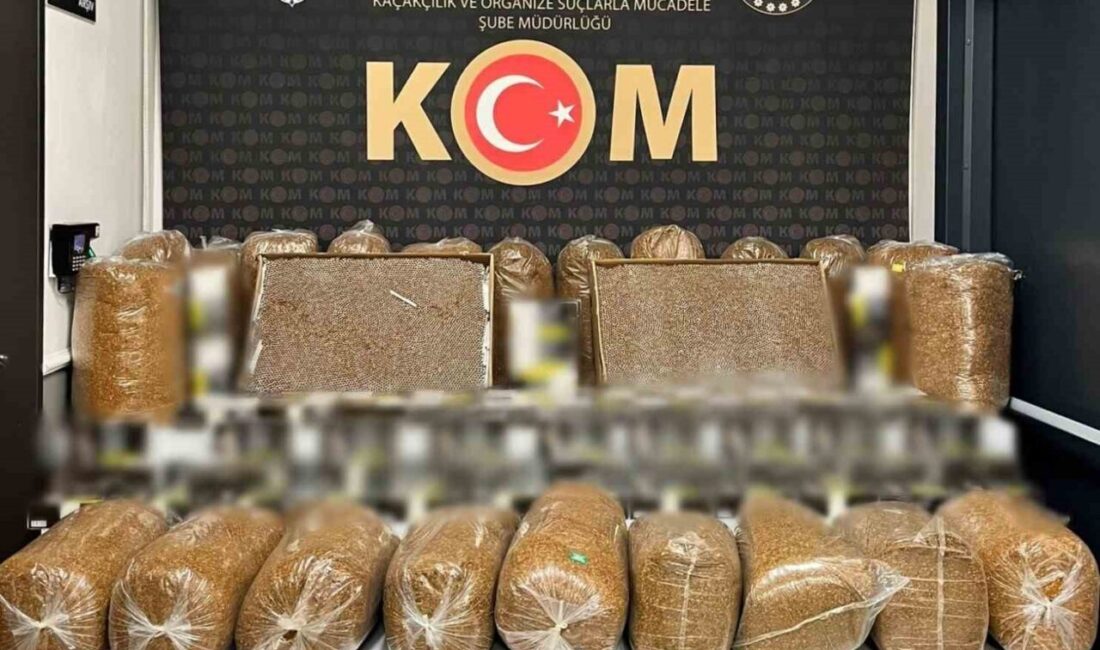 Afyonkarahisar'da polis ekipleri tarafından durdurulan bir kamyonette yapılan aramada 60