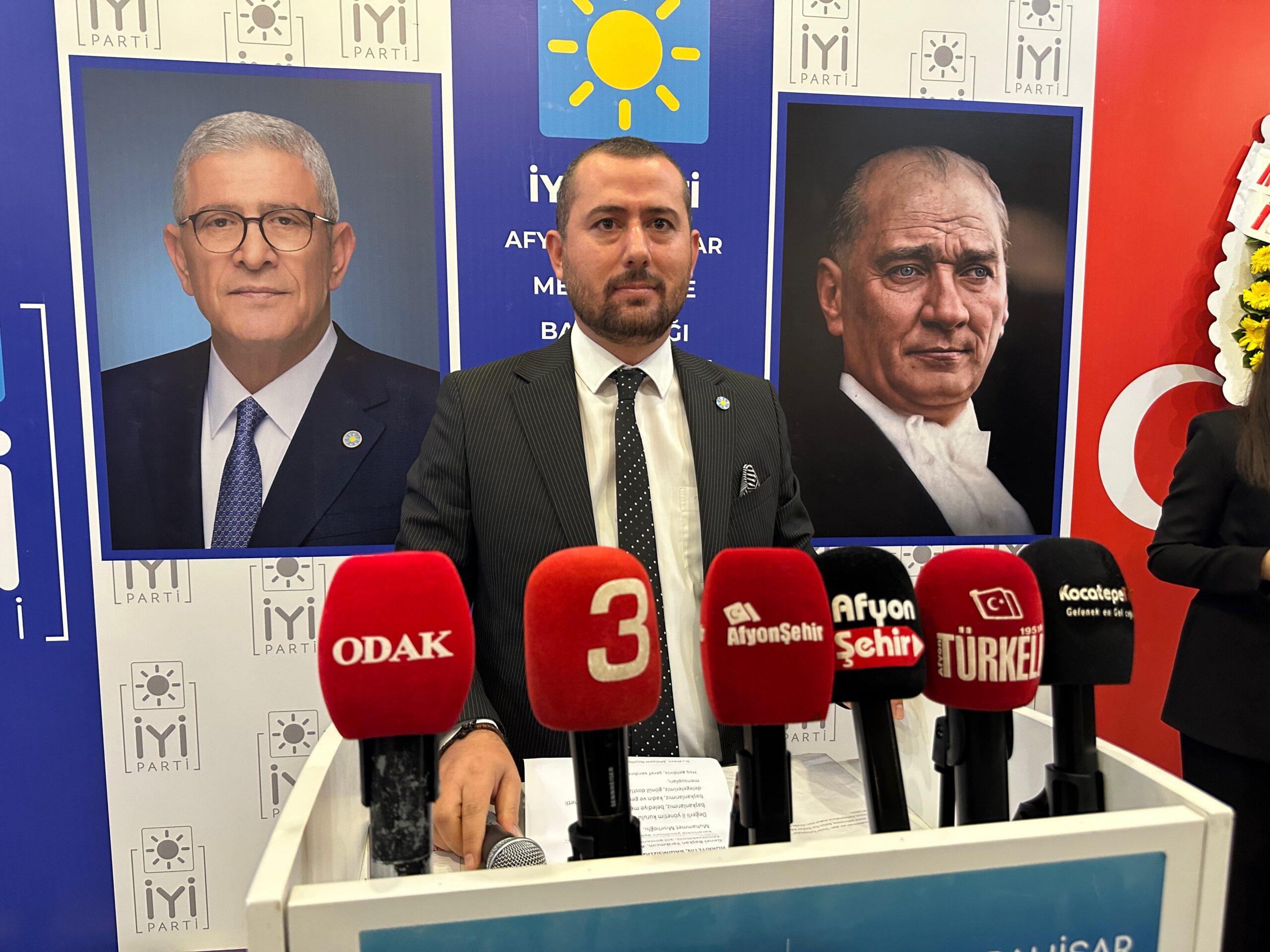 İYİ Parti Afyonkarahisar Merkez İlçe Başkanlığı’nın 4. Olağan Kongresi yoğun
