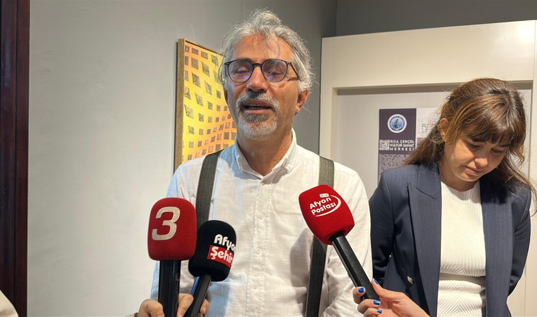 5. Afyonkarahisar Ekim Geçidi Sergisi Açıldı Afyonkarahisar'da, sanatı ve kültürü bir araya getiren önemli bir etkinlik