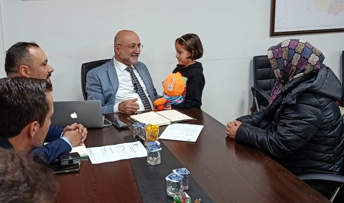 AK Parti Afyonkarahisar İl Başkanlığında düzenli olarak gerçekleştirilen halk buluşmaları