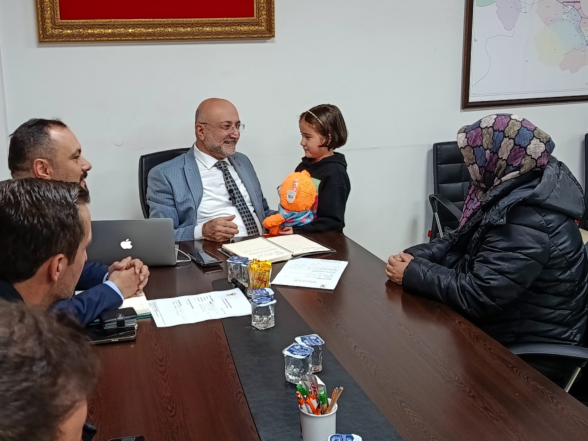 AK Parti Afyonkarahisar İl Başkanlığında düzenli olarak gerçekleştirilen halk buluşmaları