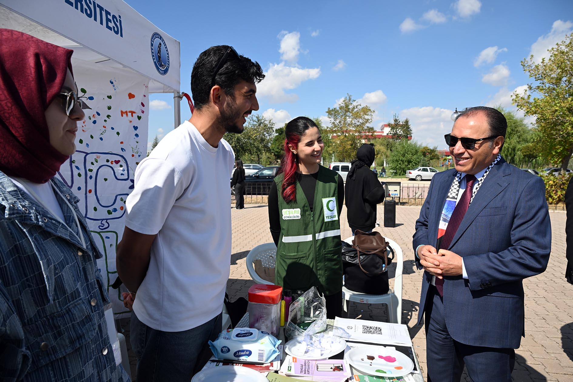 Filistin’e destek mesajı verildi
Afyon Kocatepe Üniversitesi (AKÜ) bünyesinde faaliyet gösteren