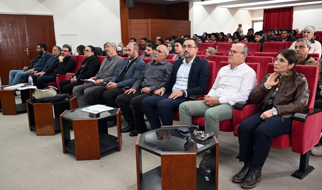 Afyon Kocatepe Üniversitesi (AKÜ) Fen-Edebiyat Fakültesi Tarih Bölümü, Tarih Topluluğu