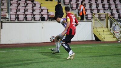 TFF 3. Lig'in 8. haftasında Afyonspor sahasında karşılaştığı Eskişehirspor'a 5-1
