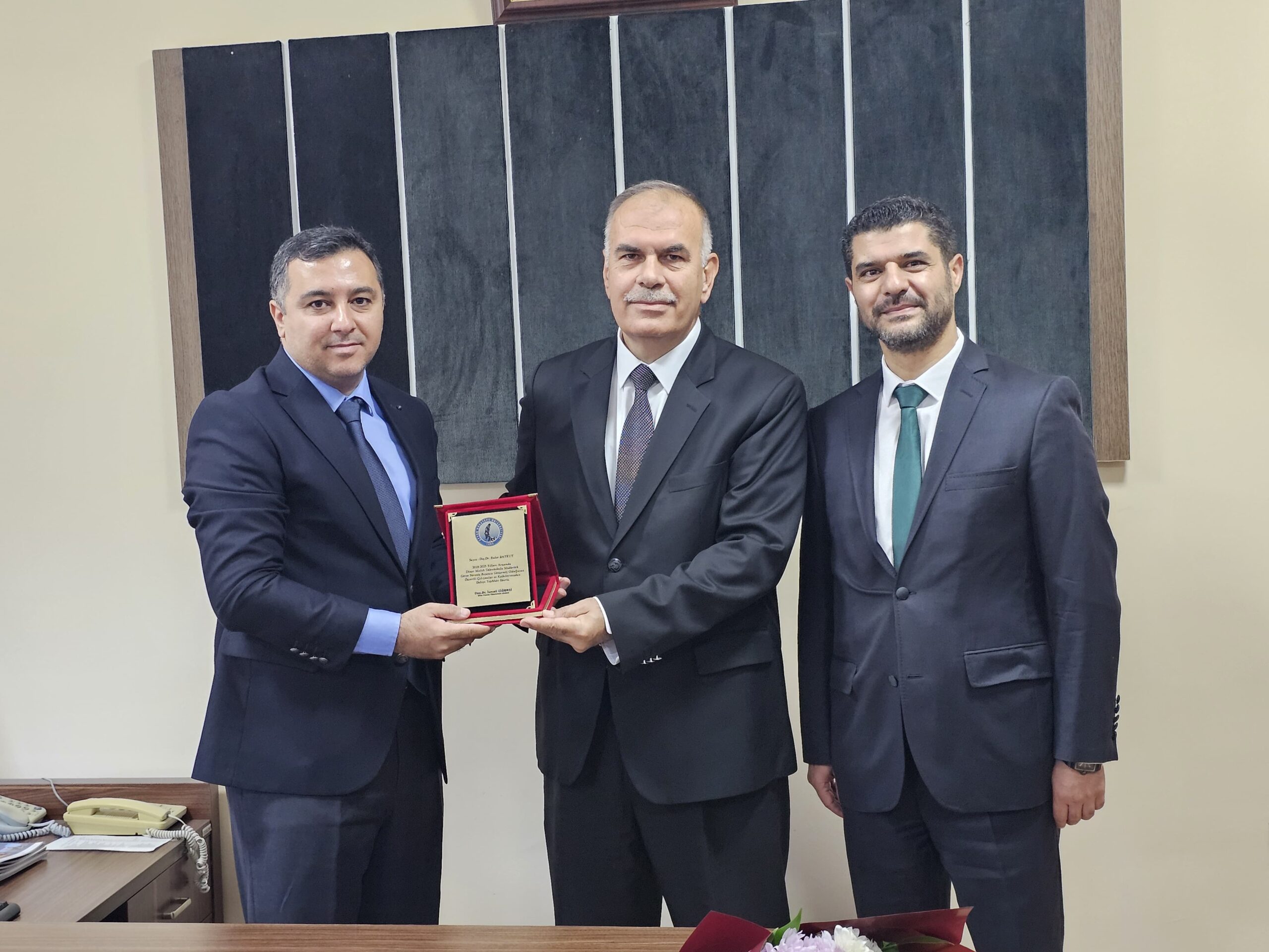 Afyon Kocatepe Üniversitesi (AKÜ) Dinar Meslek Yüksekokulunda (MYO) düzenlenen tören