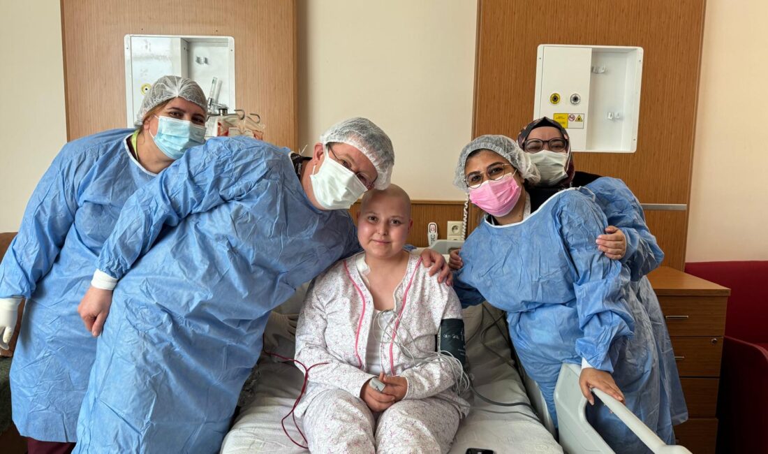 KARDEŞİNE CAN OLDU Afyonkarahisar'da yüksek riskli lösemi türü nedeniyle zor günler geçiren 20