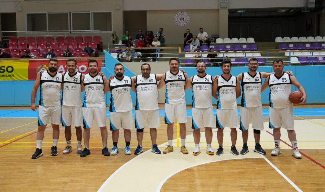ATSO Spor Oyunları’nda; Centilmenlik Kazandı… Şampiyonluk mücadelesi nefes kesti “Aile” temalı 19. ATSO Spor Oyunları kapsamında düzenlenen basketbol müsabakalarının