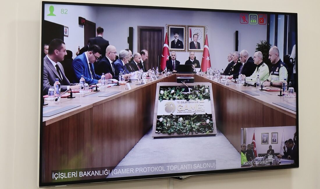 Afyonkarahisar Valisi Doç. Dr. Kübra Güran Yiğitbaşı, İçişleri Bakanı Ali