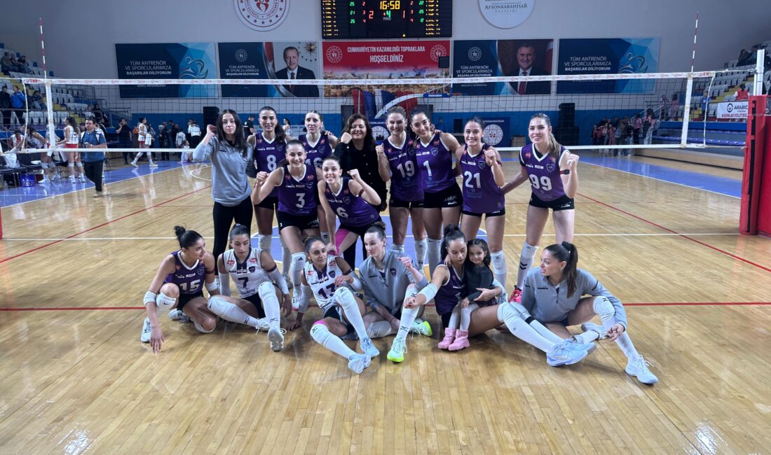 TVF Arabica Coffee House Kadınlar Voleybol 1. Ligi’nde mücadele eden