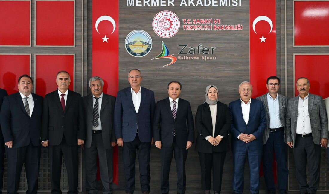Afyon Kocatepe Üniversitesi (AKÜ) İscehisar Meslek Yüksekokulu bünyesinde, iş insanlarının