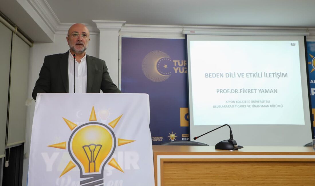 AK Parti Afyonkarahisar İl Başkanlığında teşkilatın eğitim çalışmaları aralıksız sürüyor.