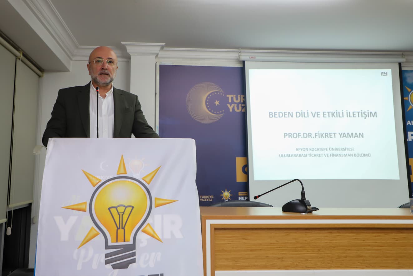 AK Parti Afyonkarahisar İl Başkanlığında teşkilatın eğitim çalışmaları aralıksız sürüyor.