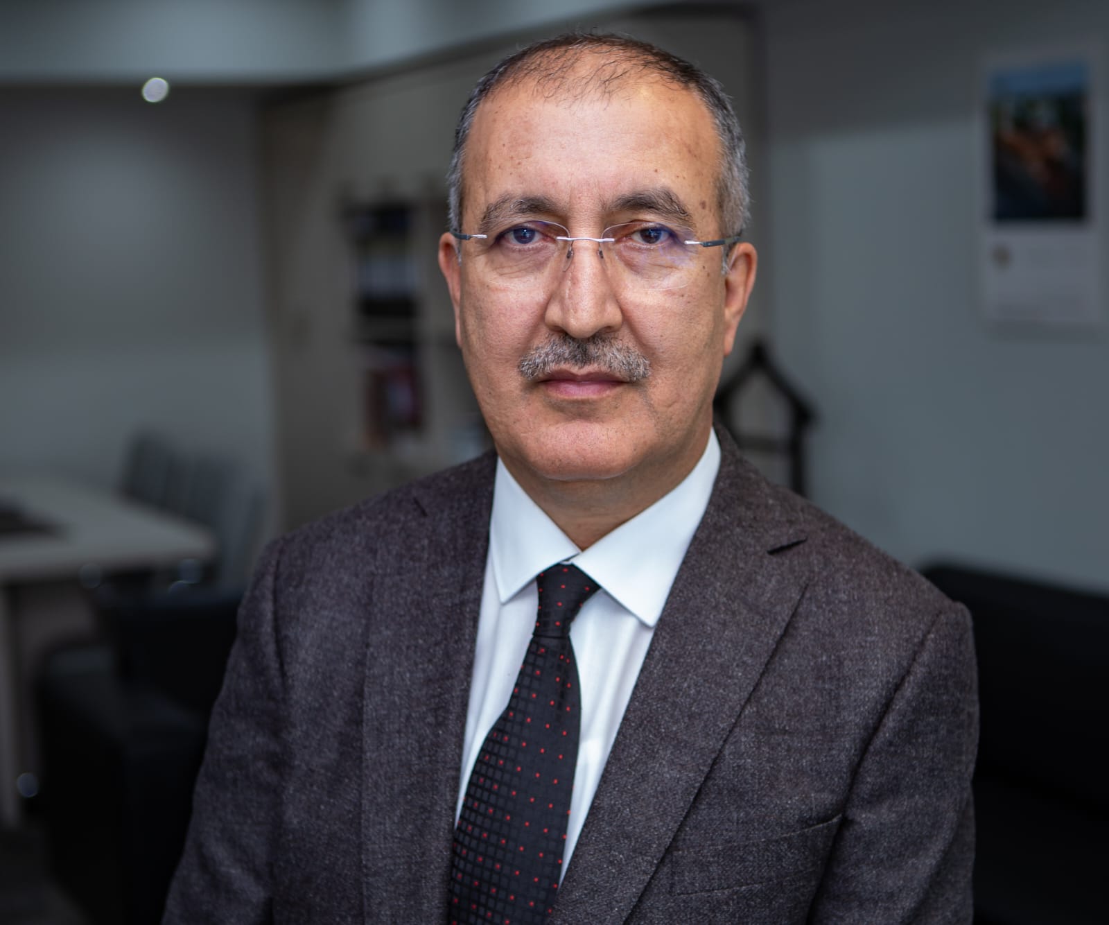 Basın İlan Kurumu Genel Müdürü Cavit Erkılınç, emekliliği dolayısıyla görevinden