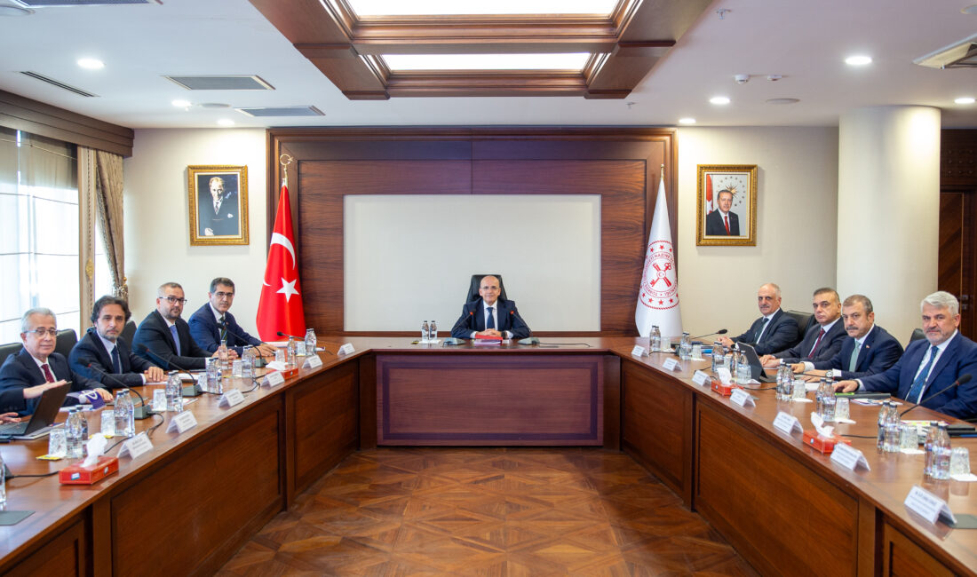 Finansal İstikrar Komitesi’nden ekonomiye yakın takip Hazine ve Maliye Bakanı Mehmet Şimşek başkanlığında toplanan Finansal İstikrar
