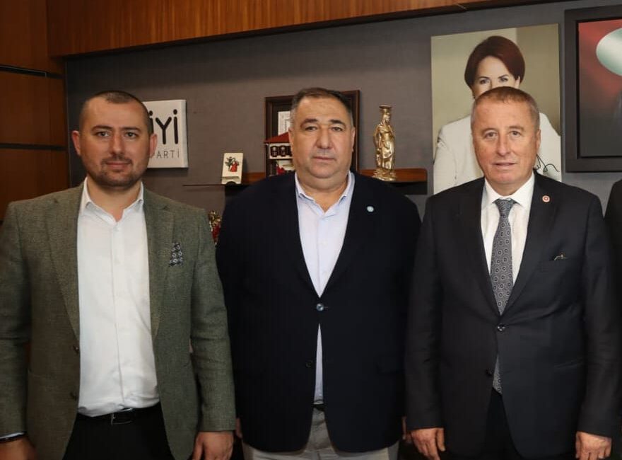 İYİ Parti Afyonkarahisar Merkez İlçe Başkanı İzzet Köken, 26 Ekim