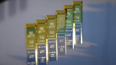 Küresel altın talebi bu yılın üçüncü çeyreğinde yatırımların güçlü seyretmesiyle