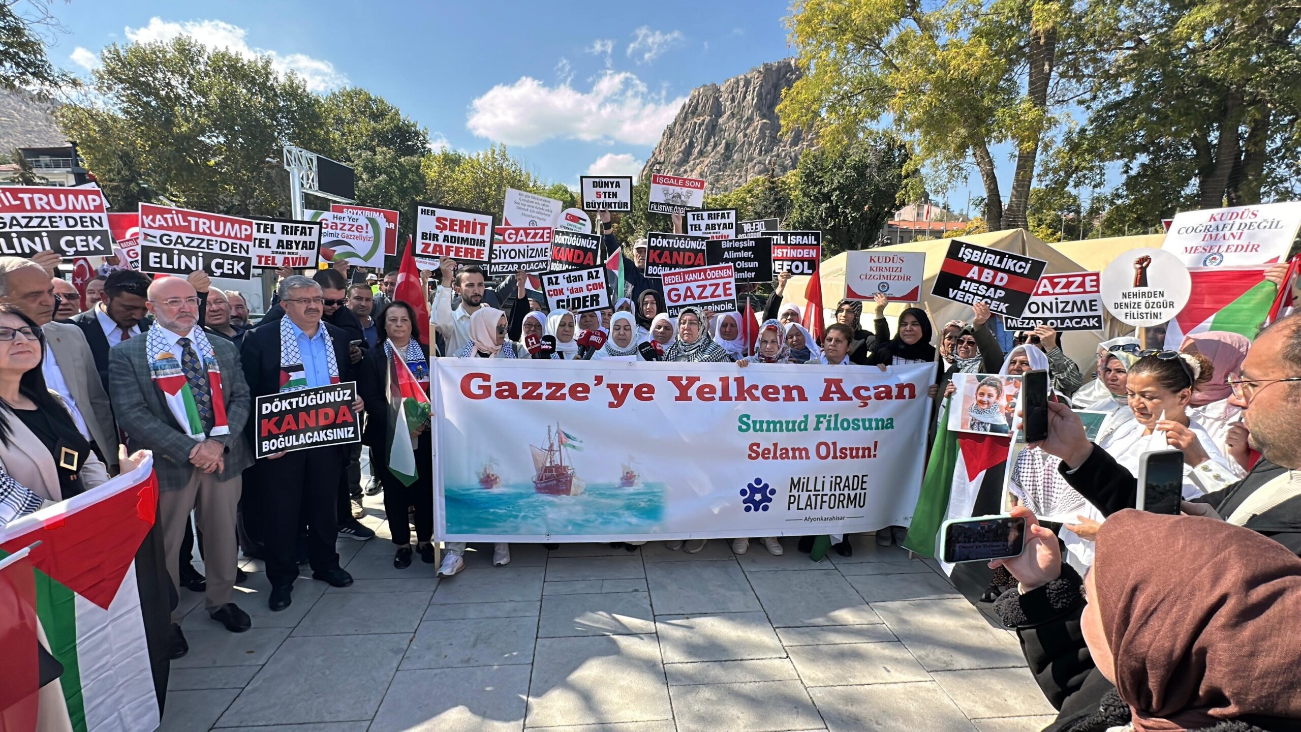 Gazze’de yaşanan insanlık dramının yıl dönümünde, AK Parti Afyonkarahisar Kadın