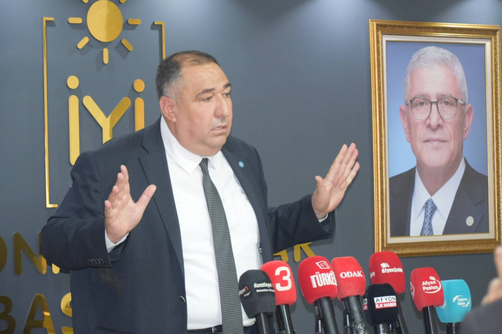 Mısırlıoğlu, İYİ Parti’nin dimdik ayakta olduğunu ve vatandaşın yanında yer