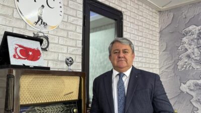 Afyon Basın Cemiyeti (ABC) Yönetim Kurulu Başkanı Hakan Dilek, 29