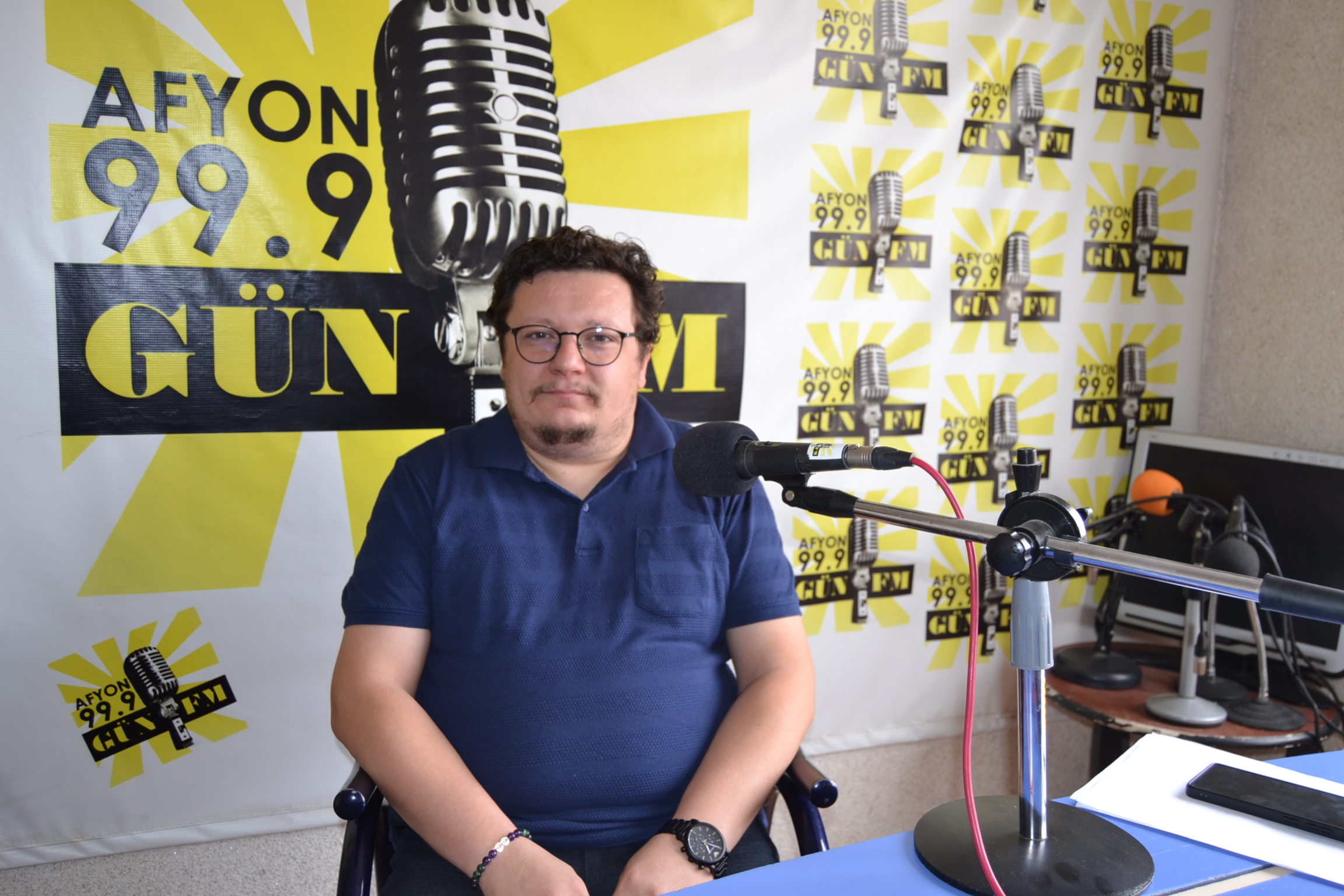 Afyon Kocatepe Üniversitesi (AKÜ) ve Gün FM iş birliğinde süren