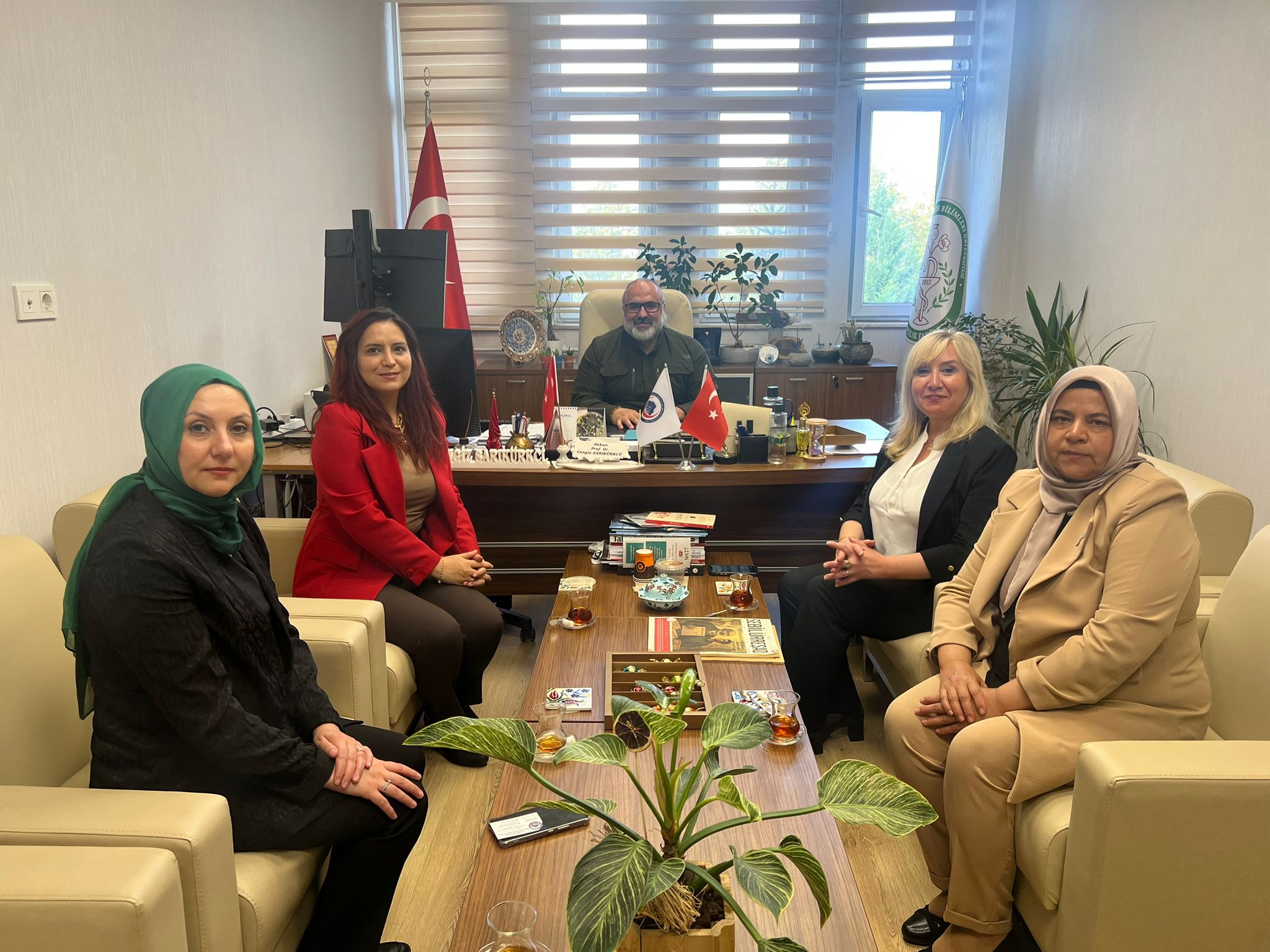 Milliyetçi Hareket Partisi Afyonkarahisar KAÇEP yöneticileri bir dizi ziyaretlerde bulundu.