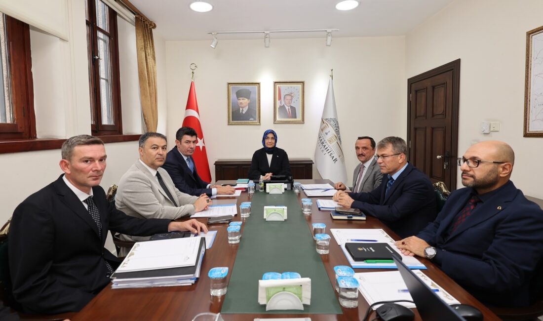 Afyonkarahisar’da Organize Tarım Bölgesi (OTB) ile ilgili değerlendirme toplantısı yapıldı.