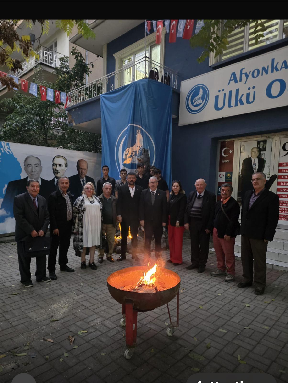 Afyonkarahisar Yazarlar ve Şairler Derneği (AFYAŞAD) üyesi yazar ve şairler