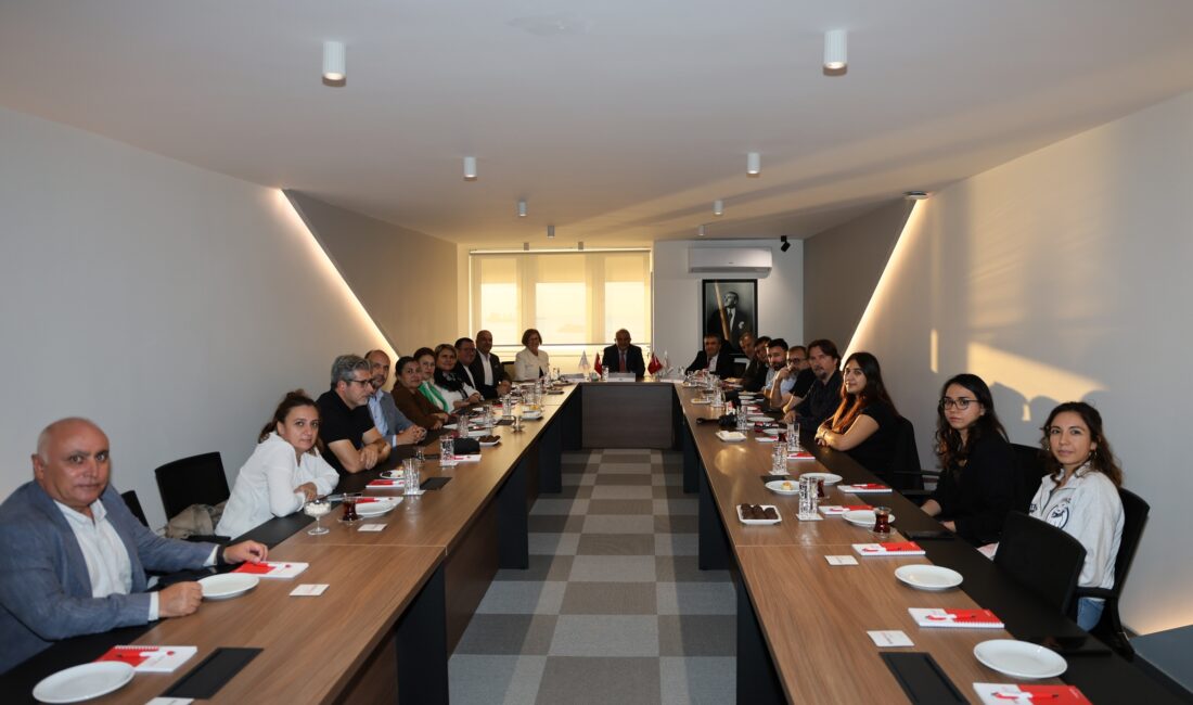 Ekonomi Muhabirleri Derneği İzmir Şubesi, BASBAŞ Kıdemli Danışmanı ve Emekli