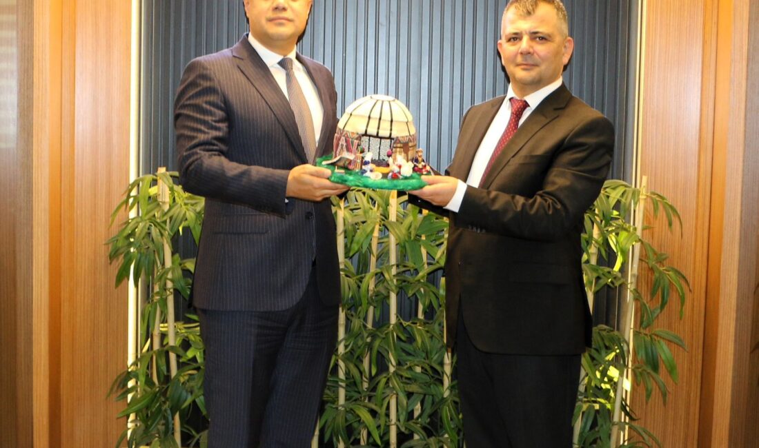 Emirdağ’da altyapı ve ulaşım projeleri hız kesmeden devam ediyor. Bu